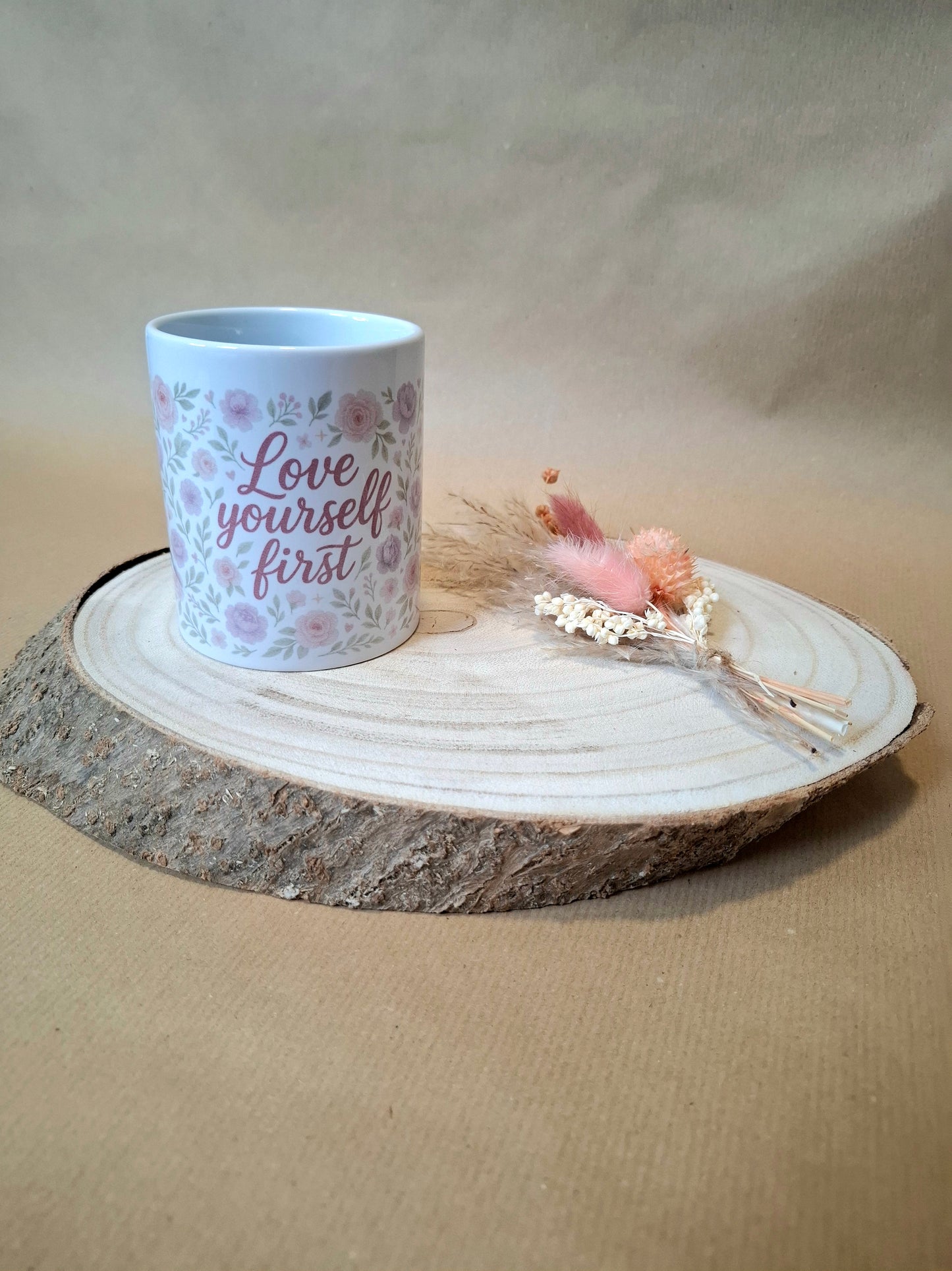 Keramiktasse, 340ml, florales Design, love yourself first