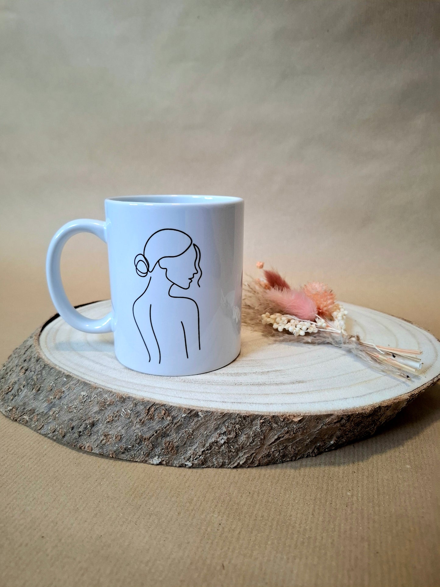 Keramiktasse, 340ml, Silhouette Frau