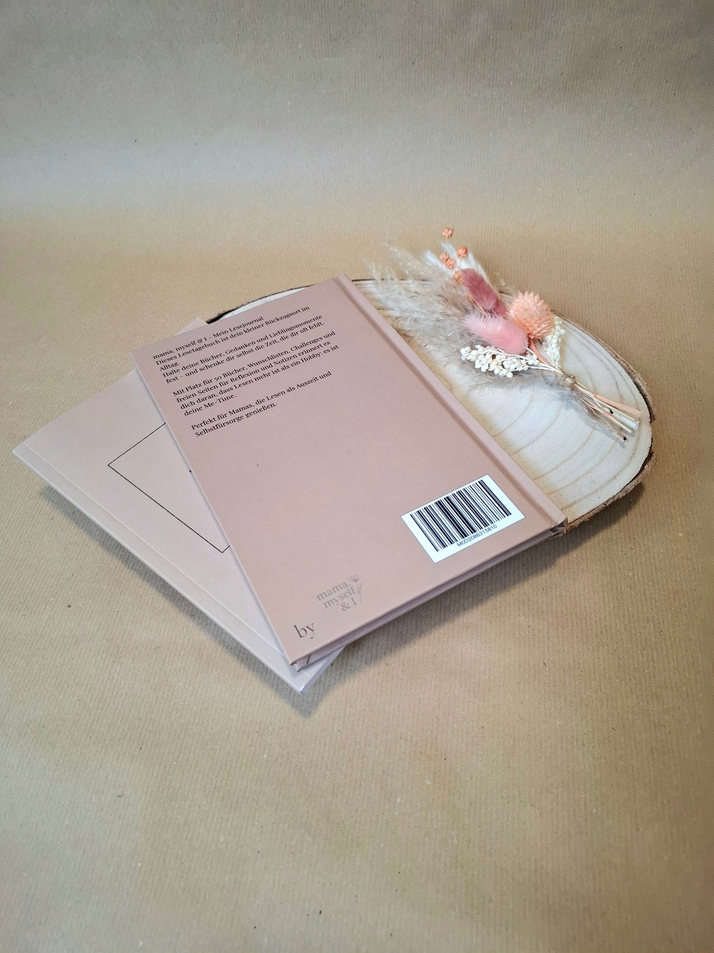 Lesejournal im minimalstischem schwarz/weiß Design