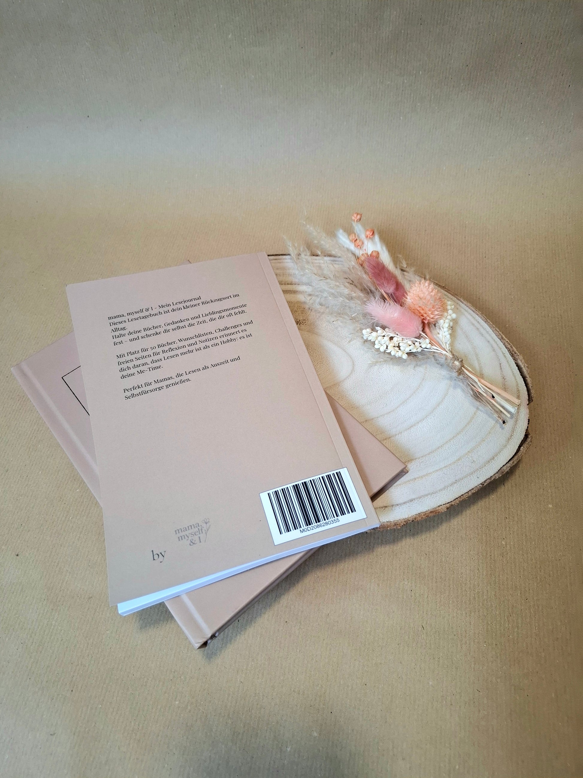 Lesejournal im minimalstischem schwarz/weiß Design