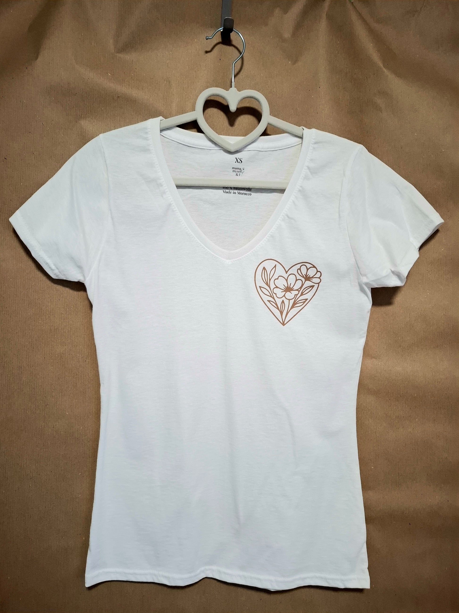 Basic T-Shirt florales Herz, mama, myself & I